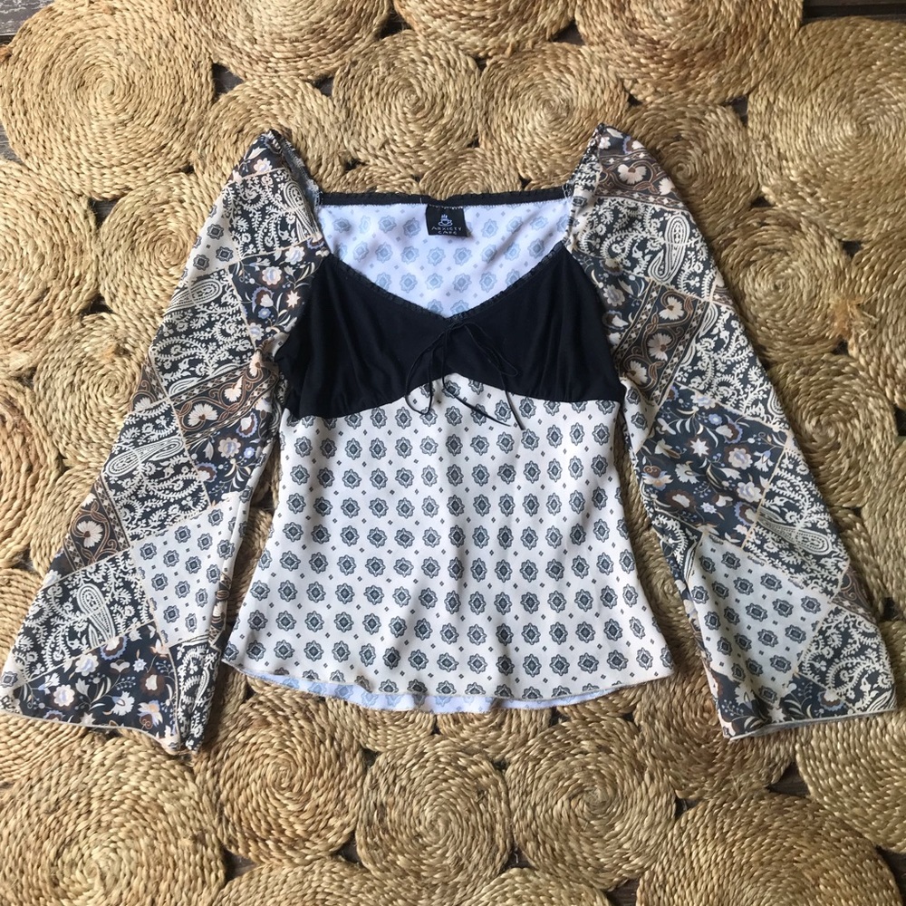 ❃ Vintage ANXIETY CAFE Top ❃
